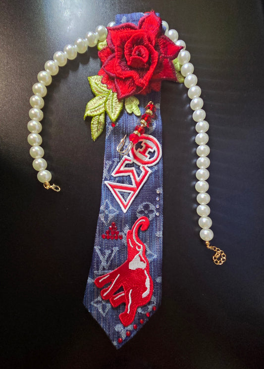 Delta Sigma Theta Tie