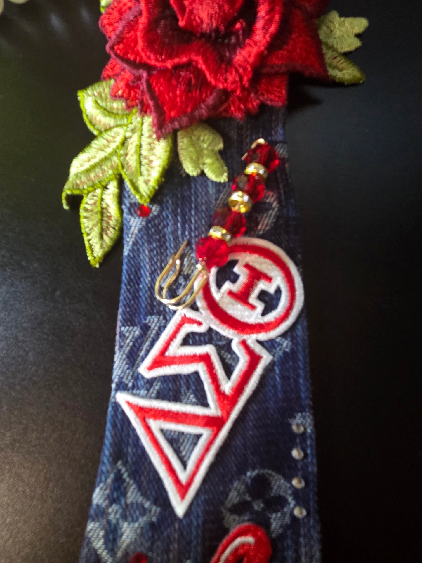 Delta Sigma Theta Tie